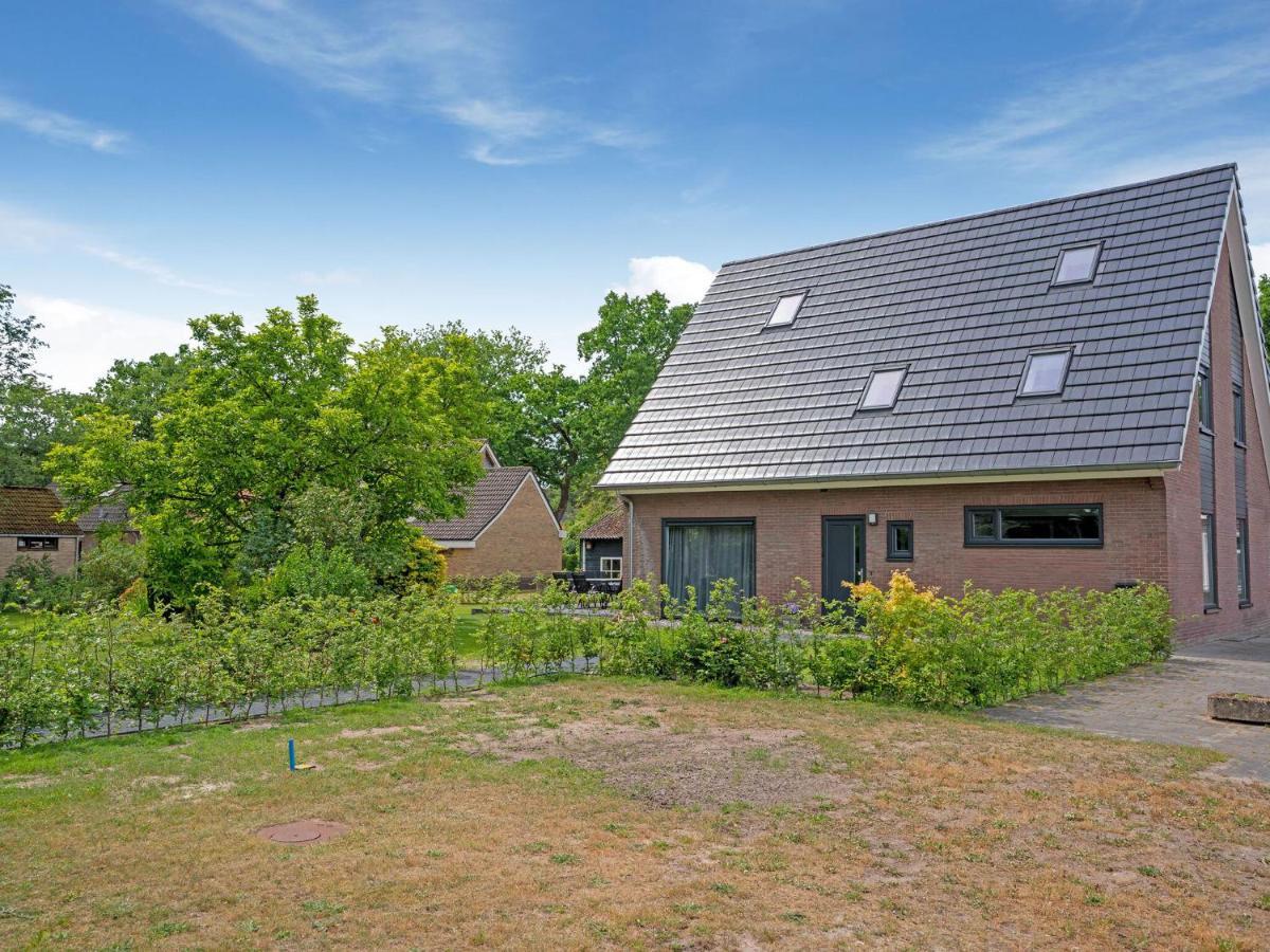 Charming Villa In Lemele With A Nice Garden Esterno foto